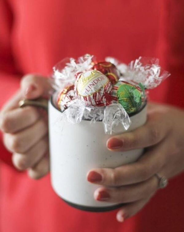 Lindt LINDOR Candy Cane White Chocolate Truffles 150g Bag